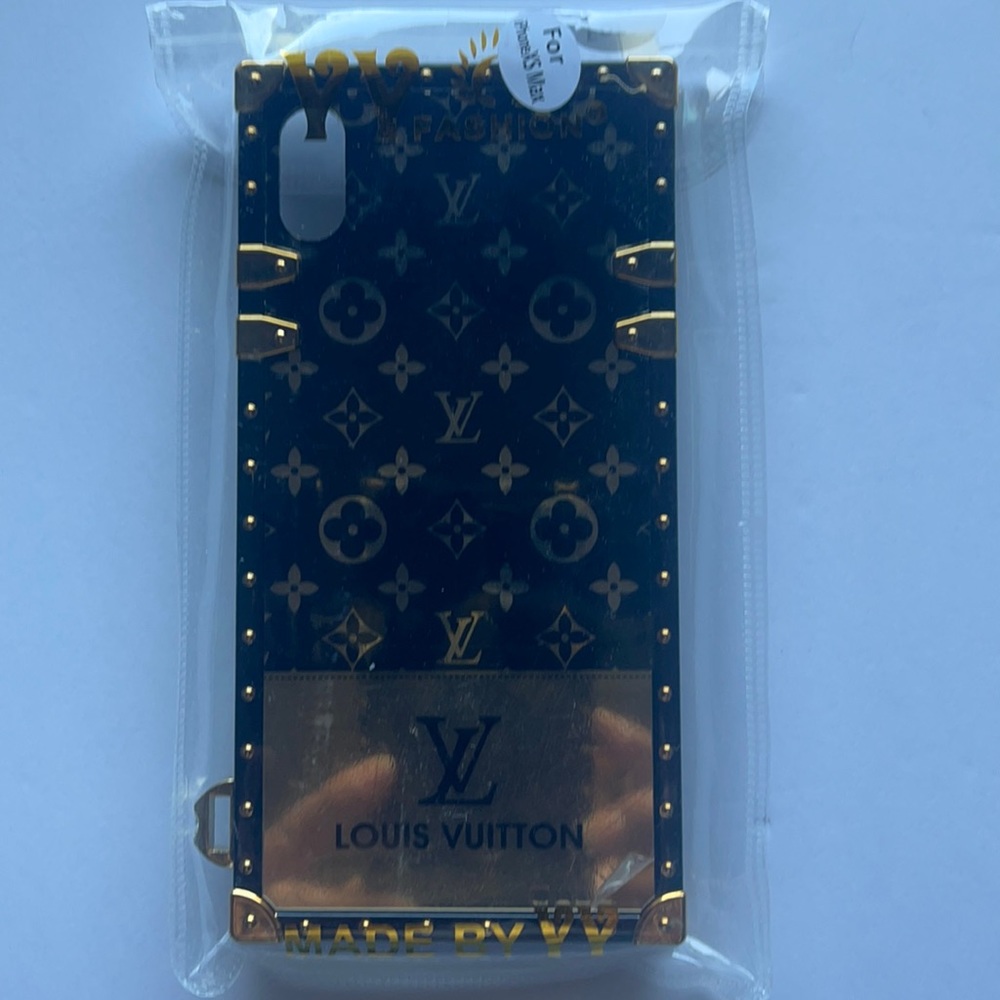 Designer Reps phone case, Black and Gold, New